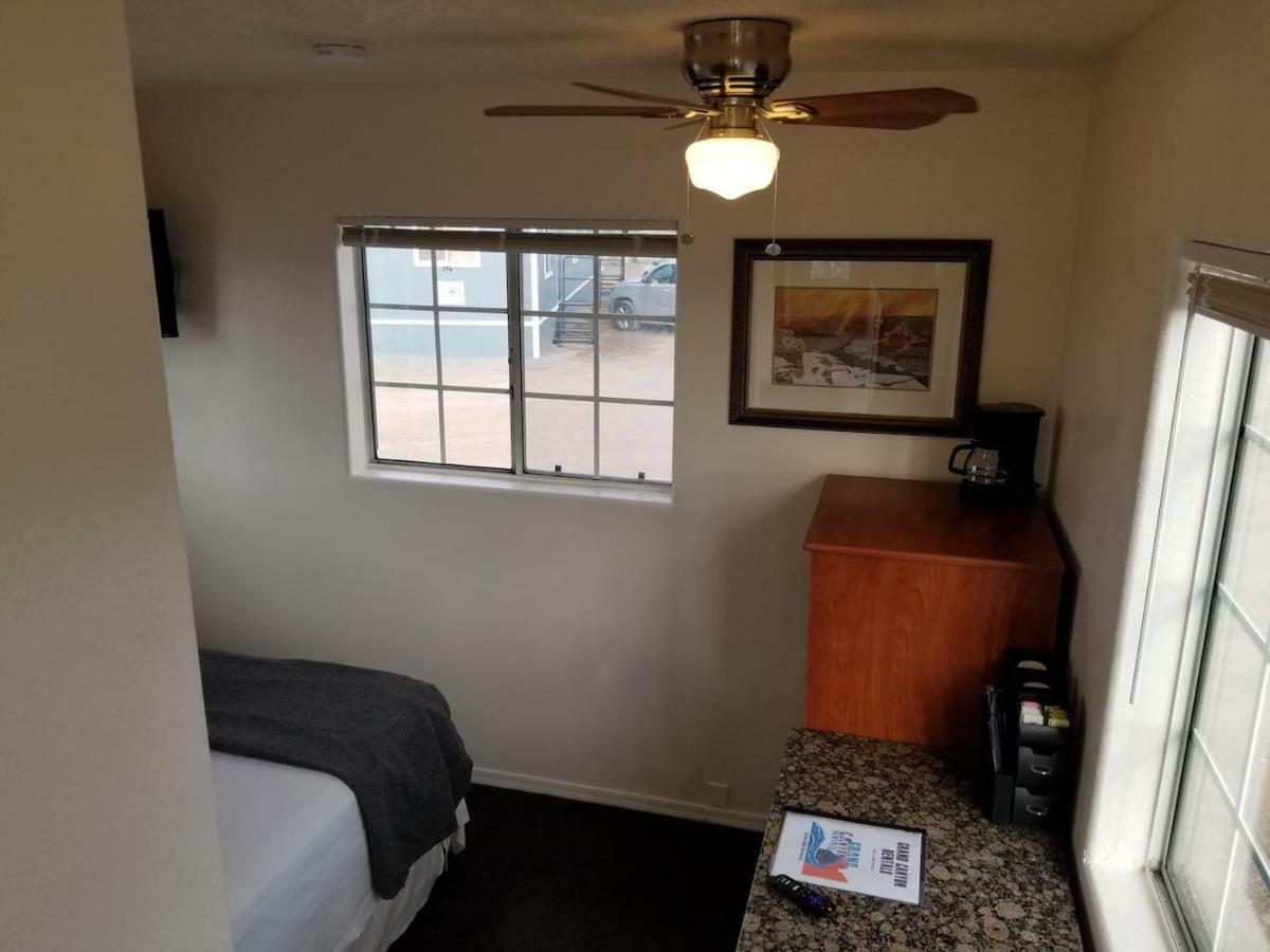 Вилла 072A Affordable Getaway Near South Rim Sleeps 4- No Kitchenette Валле Экстерьер фото
